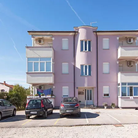 Apartament Ana Lavanda *